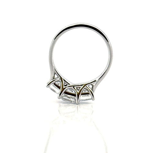 Bague 53 Bague trilogie or blanc avec diamants 58 Facettes