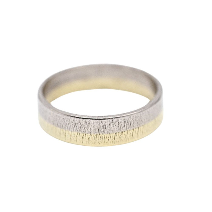 Two-tone gold wedding ring