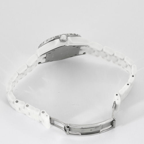 Montres CHANEL- J12 - Montre en céramique blanche. 58 Facettes 250278