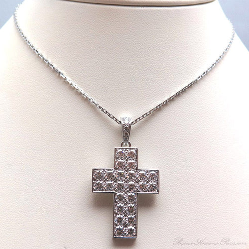 Collier Croix Cartier en Or blanc et diamants 58 Facettes Col271
