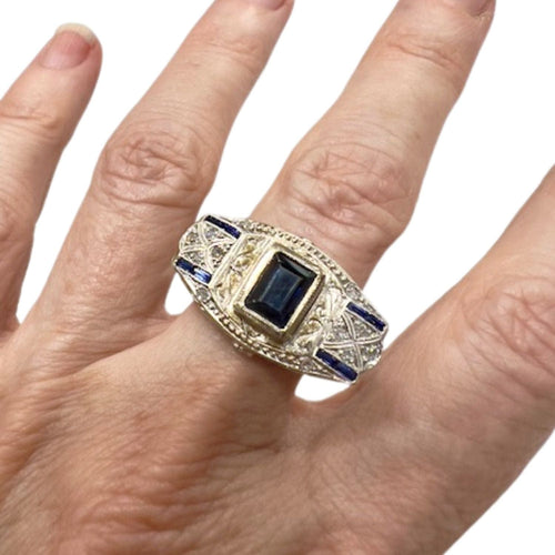 Bague 52 BAGUE DE STYLE ART DÉCO en OR 18 carats et PLATINE avec DIAMANTS ET SAPHIRS 58 Facettes Q100B