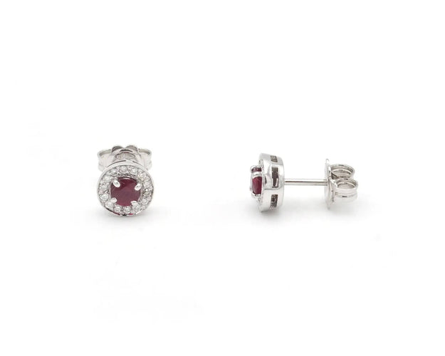 Boucles d'oreilles Boucles d'oreilles en or blanc serties de rubis et de diamants 58 Facettes 14320
