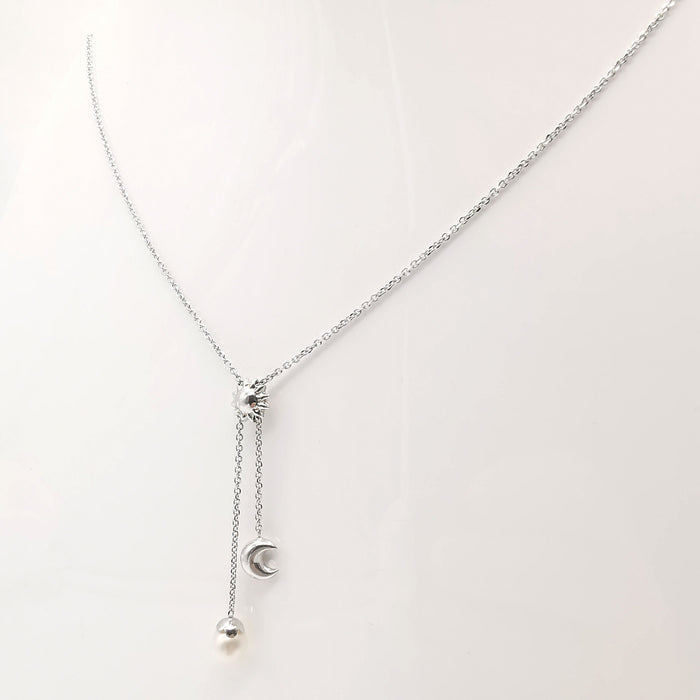 White gold necklace