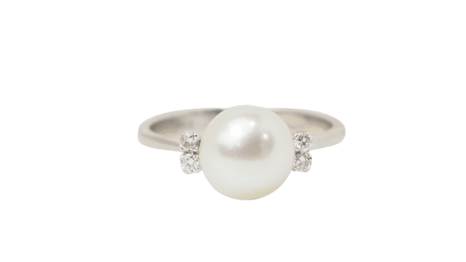 Bague 55 Bague en or blanc, perle de culture et diamants 58 Facettes 32827