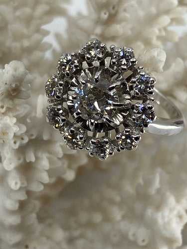 Bague 51 Bague marguerite, diamants 58 Facettes AB15