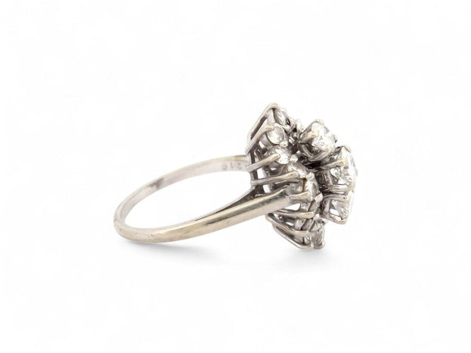 Bague 52 bague marquise sertie de 19 diamants 1.36ct t52 en or blanc 18k 5.4gr 58 Facettes 269602