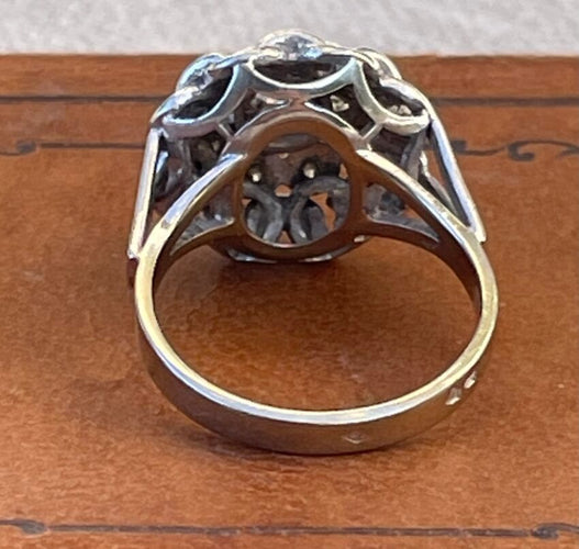 Vintage prsten od sivog zlata i dijamanata 