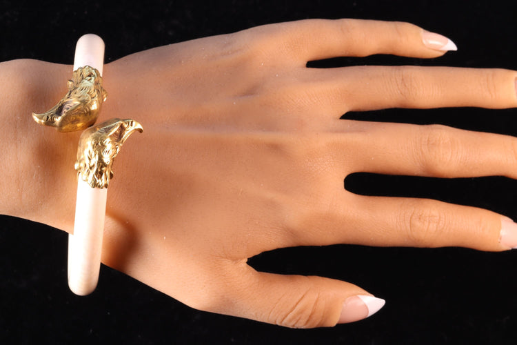 Die Majestät des Adlers: ein verzierter viktorianischer Armreif 