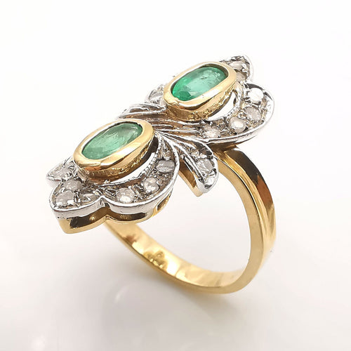 Bague 58 Bague or jaune, émeraudes et diamants 58 Facettes