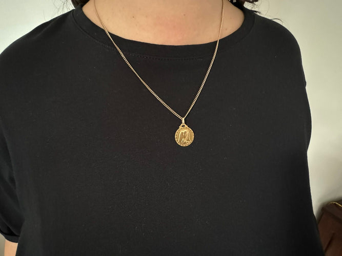 Pendentif MÉDAILLE en or champagne de la VIERGE 58 Facettes