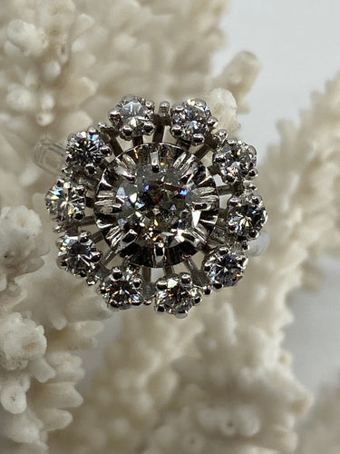 Bague 51 Bague marguerite, diamants 58 Facettes AB15