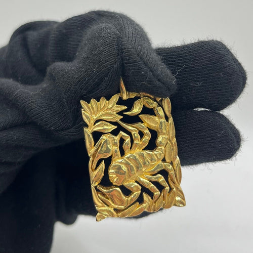 Pendentif Van Cleef & Arpels Paris - Pendentif Moderniste Scorpion Or Jaune 58 Facettes 00050701