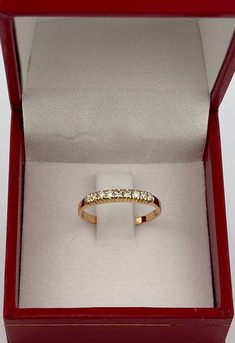 Bague 49 Demi-alliance diamants sur or jaune 58 Facettes