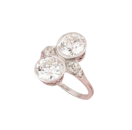 Bague 52.5 Bague ancienne Art Déco Toi & Moi platine et diamants 58 Facettes