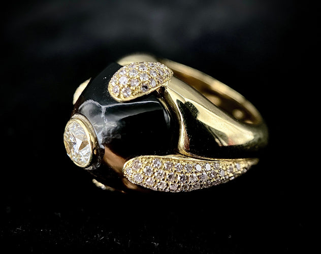 Bague 53.5 Bague or jaune améthyste en cabochon et diamants 58 Facettes