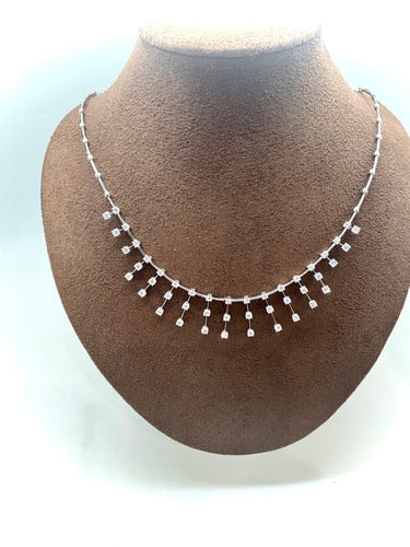 Collier Collier draperie or blanc et diamants 58 Facettes M9012