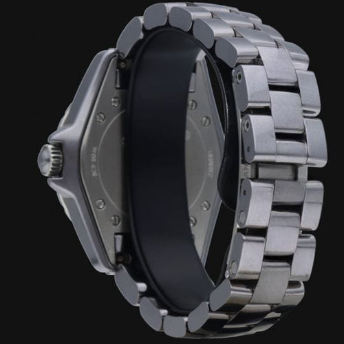 Montre Montre Chanel J12 33 mm à quartz chromatique et diamants 58 Facettes MT41307