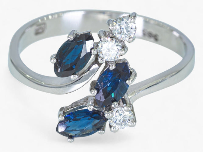 Bague Bague en or 14 carats – Diamant 0,15 ct et saphir 0,63 ct 58 Facettes AN84