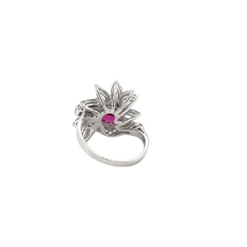 Bague 53 Bague Cocktail années 70 or blanc rubis diamants 58 Facettes 1.0002595/7