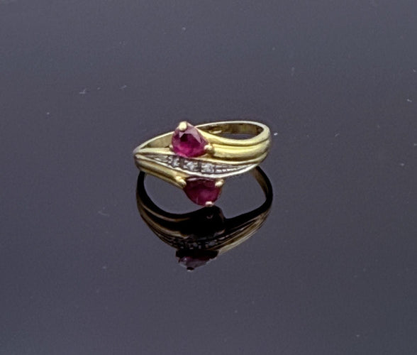 Bague 52.5 Bague Toi & Moi or jaune, rubis taille poire 58 Facettes