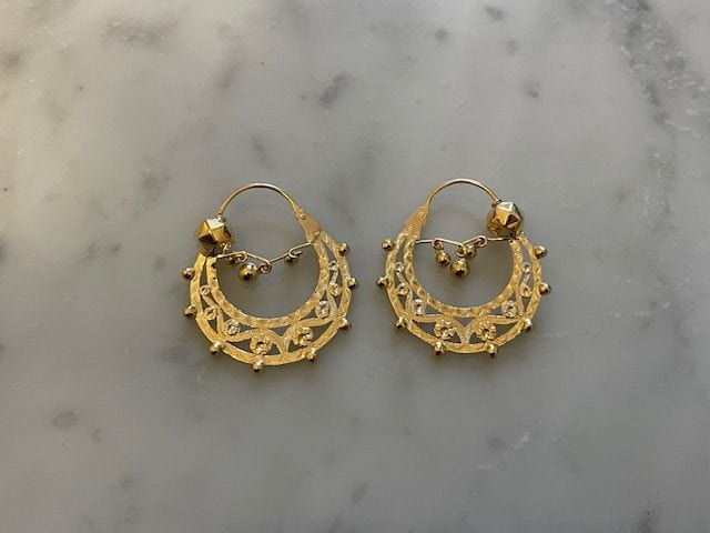 Boucles d'oreilles Grandes créoles savoyarde, en or jaune 58 Facettes