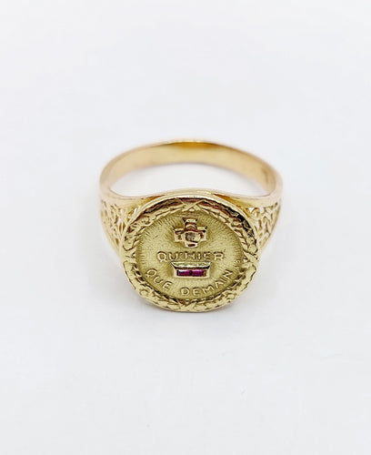 Bague 52 AUGIS - Bague médaille amour or jaune couronne de lauriers ornée de rubis et de diamant (circa 1958) 58 Facettes A04959