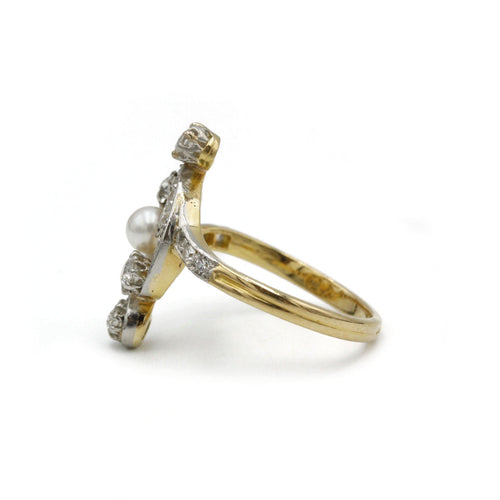 Bague 52 Bague - Or jaune, diamants et perle 58 Facettes 1195