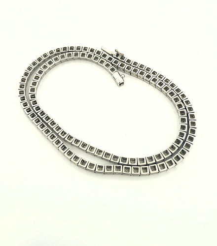 Collier Collier Tennis en or blanc et diamants 58 Facettes