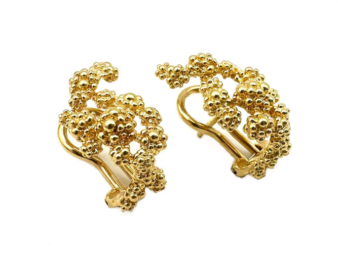 Boucles d'oreilles GILBERT ALBERT. Boucles d'oreilles or jaune 18K 58 Facettes