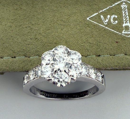 梵克雅宝 Fleurette 戒指 