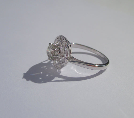 Bague 53 Bague ronde Art Déco diamants 58 Facettes