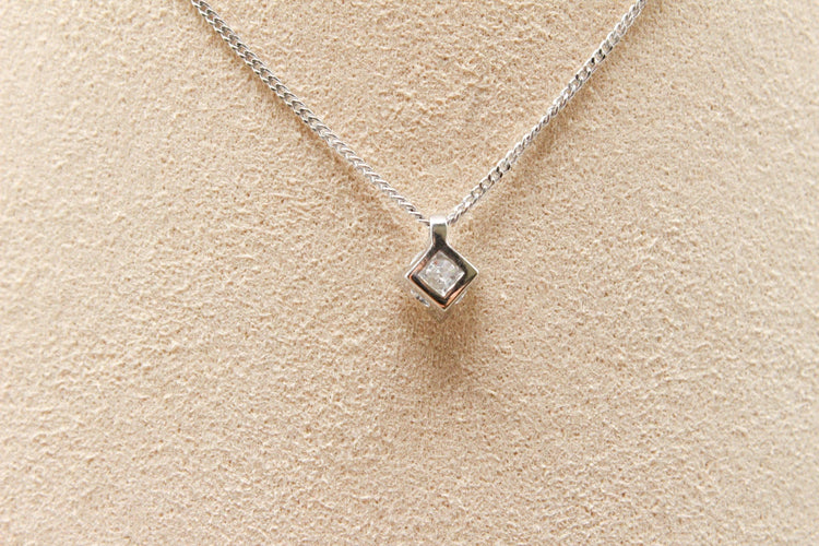 Pendentif Pendentif or blanc diamant 58 Facettes 250359