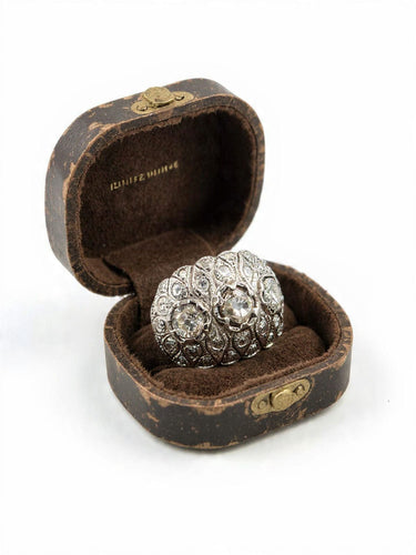 Bague 53 1983 D - Anello en platine avec diamants 58 Facettes