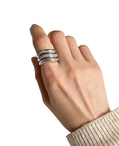 Bague 55 Bague, en or blanc 18k sertie de diamants 58 Facettes