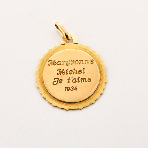 Pendentif AUGIS - Médaille d'Amour - or jaune, diamants et rubis de synthèses 58 Facettes MON0486