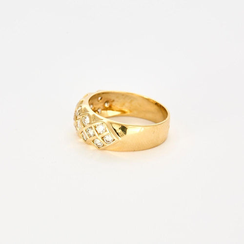 Bague 56 Bague or jaune sertie de 19 diamants de 0,09 ct (1.71ct au total) 58 Facettes 1-0000212/1