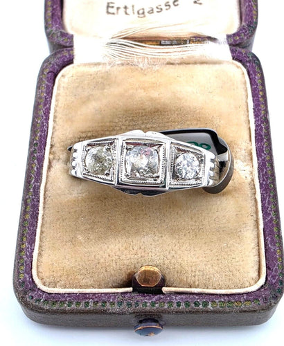 Anello in oro bianco con diamanti old mine 58 Facettes