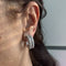 Boucles d'oreilles Boucles d'oreilles en or blanc avec diamants 58 Facettes 37833