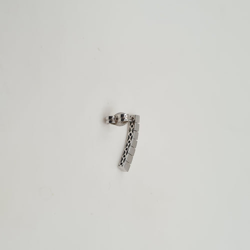 Boucles d'oreilles Boucles d’oreilles souples or blanc 18 carats serties de diamants 58 Facettes