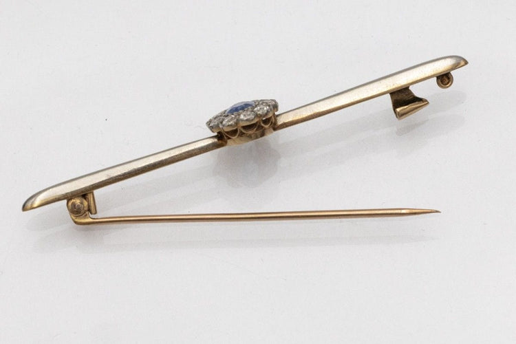 Old brooch yellow gold, sapphire and 0.50ct old cut diamonds, 1st half of the 20th century 58 Facettes 10607