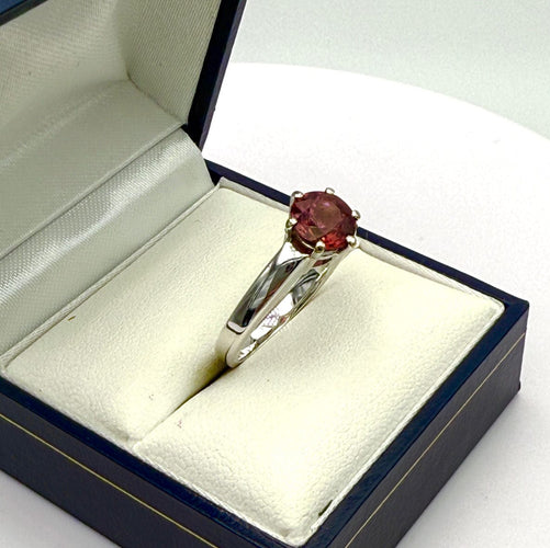 Bague 55 Solitaire or gris spinelle rose 58 Facettes