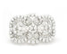 Broche Broche en or blanc sertie de diamants d'une valeur de 4,90 carats 58 Facettes 14694