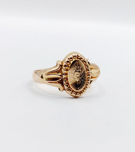 Bague 62.5 Bague chevalière victorienne fleur ciselée en or rose 18k 58 Facettes A06532