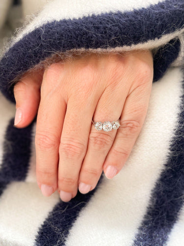 Bague 54 Bague Jarretière Diamants Vintage 58 Facettes