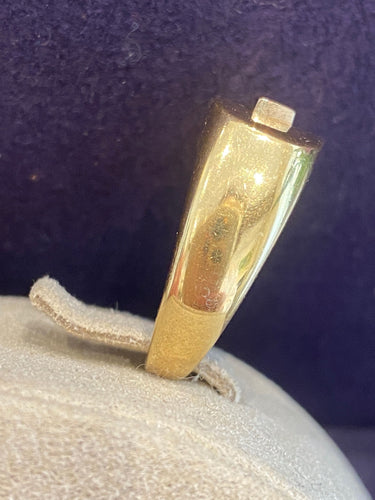 Bague 53 Bague moderniste en or jaune, or gris et diamants 58 Facettes