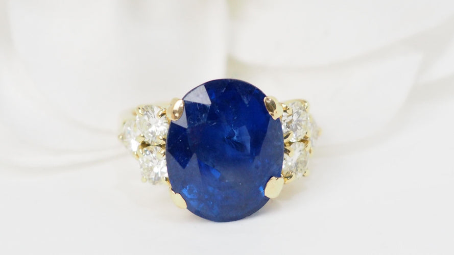 Bague Bague en or jaune, saphir de Ceylan et diamants 58 Facettes