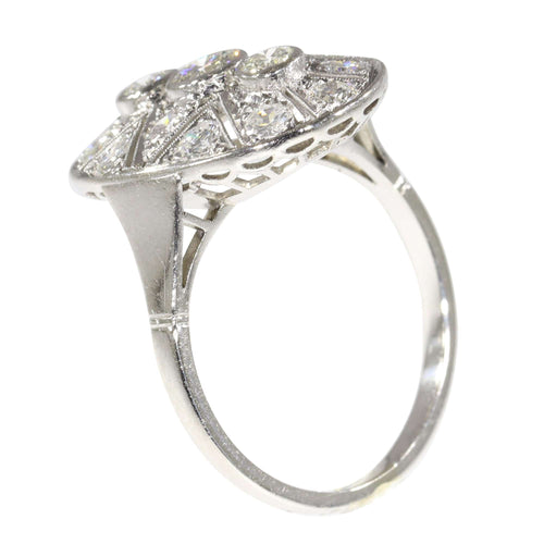 Romance eterna: um anel de diamante Art Deco dos anos 1950 