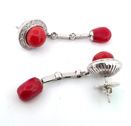 Boucles d'oreilles Boucles d'oreilles en or blanc avec corail et diamants 58 Facettes