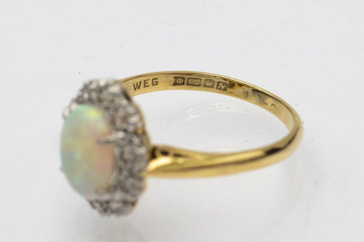 Bague 54 Bague vintage en or jaune avec opale et diamants, Grande-Bretagne 58 Facettes 10608