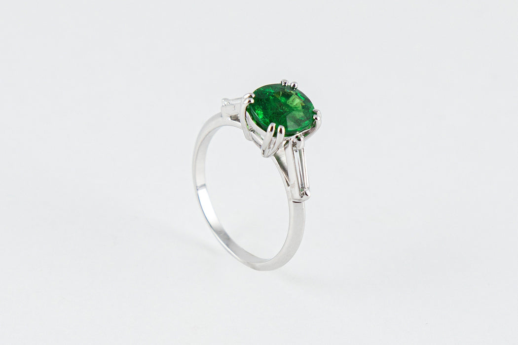 Bague 50.5 Bague or gris sertie d’un grenat tsavorite et diamants 58 Facettes 196348